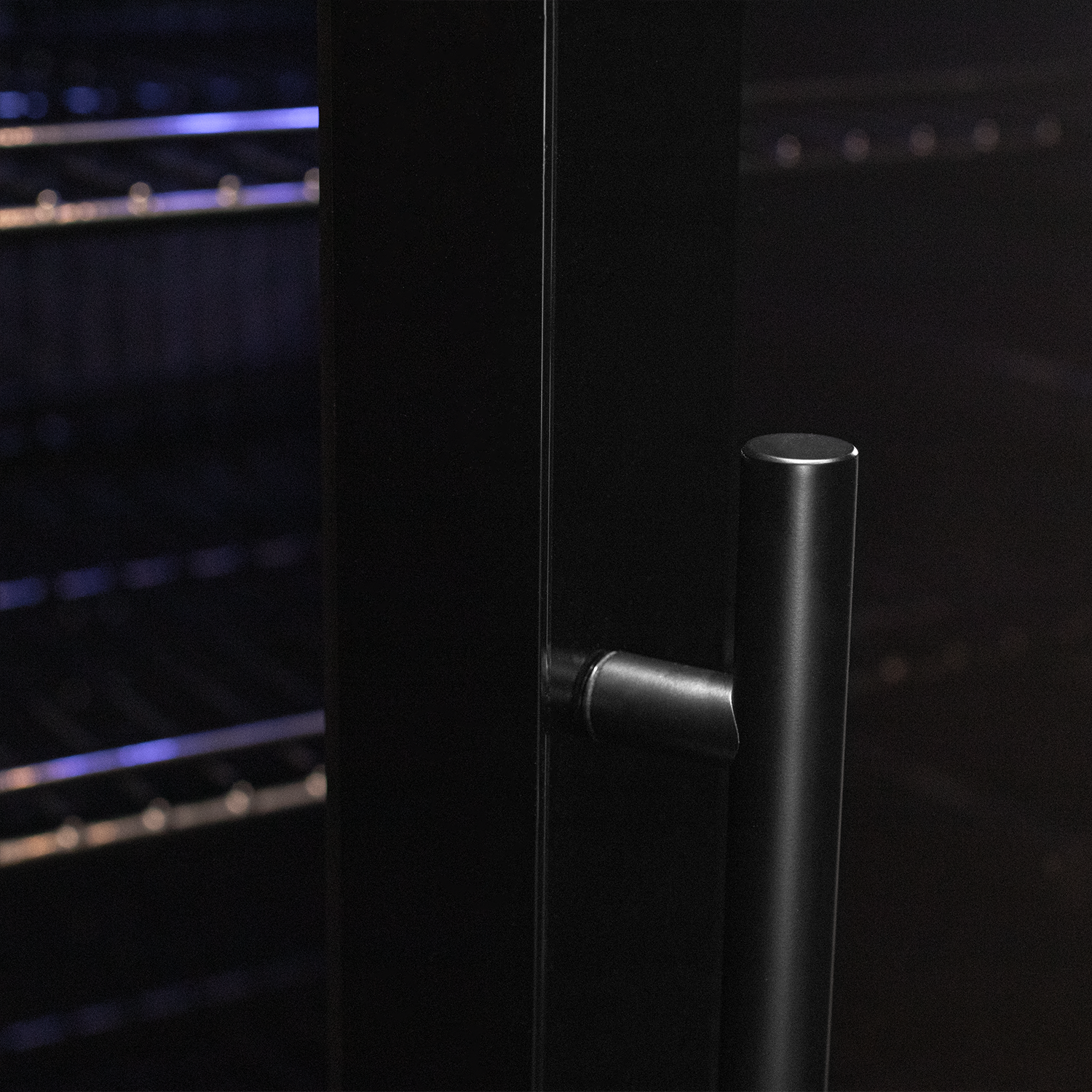 Allavino - Contemporary 102 Bottle Single Zone Freestanding Wine Refrigerator with Black Glass Door - AO KWR102S-1BGR Allavino - Contemporary 102 Bottle Single Zone Freestanding Wine Refrigerator with Black Glass Door - AO KWR102S-1BGR
