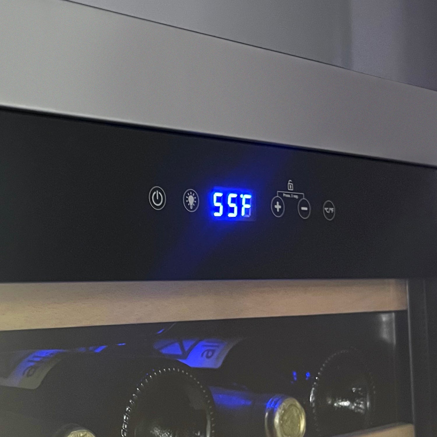 Allavino - Cascina Series 47 Bottle Dual Zone Freestanding Wine Cooler Refrigerator with Stainless Steel Door - AO KWR47D-2SR Allavino - Cascina Series 47 Bottle Dual Zone Freestanding Wine Cooler Refrigerator with Stainless Steel Door - AO KWR47D-2SR