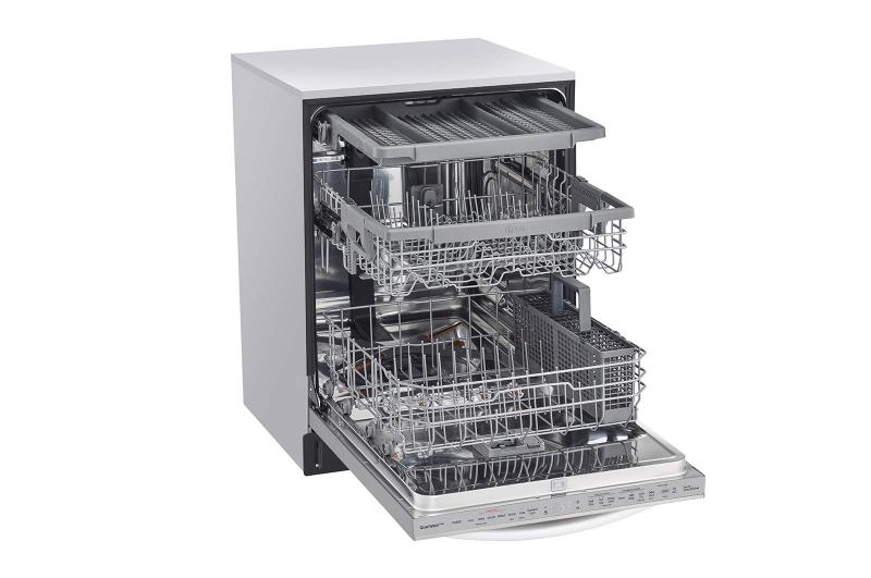 LG - 24" Top Control Dishwasher, 46 dbA, TrueSteam, Smart Wi-Fi, 3rd Rack - LDTS5552S LG - 24" Top Control Dishwasher, 46 dbA, TrueSteam, Smart Wi-Fi, 3rd Rack - LDTS5552S