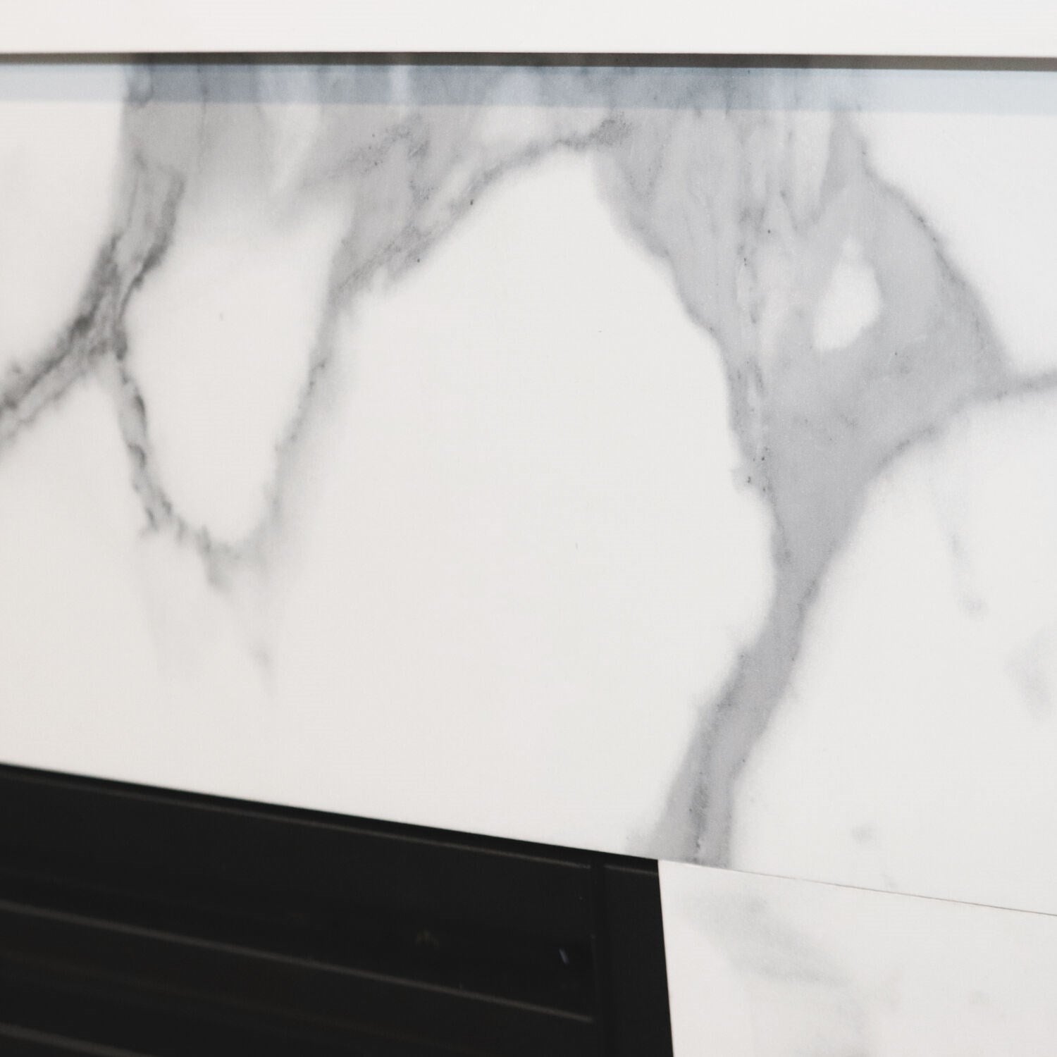 Cambridge - 53.x17.7"x13.4" Sofia Fireplace Mantel with Marble and Crystal Insert - Electric Mantel Fireplaces - CAM5617-1WHTCRS Cambridge - 53.x17.7"x13.4" Sofia Fireplace Mantel with Marble and Crystal Insert - Electric Mantel Fireplaces - CAM5617-1WHTCRS