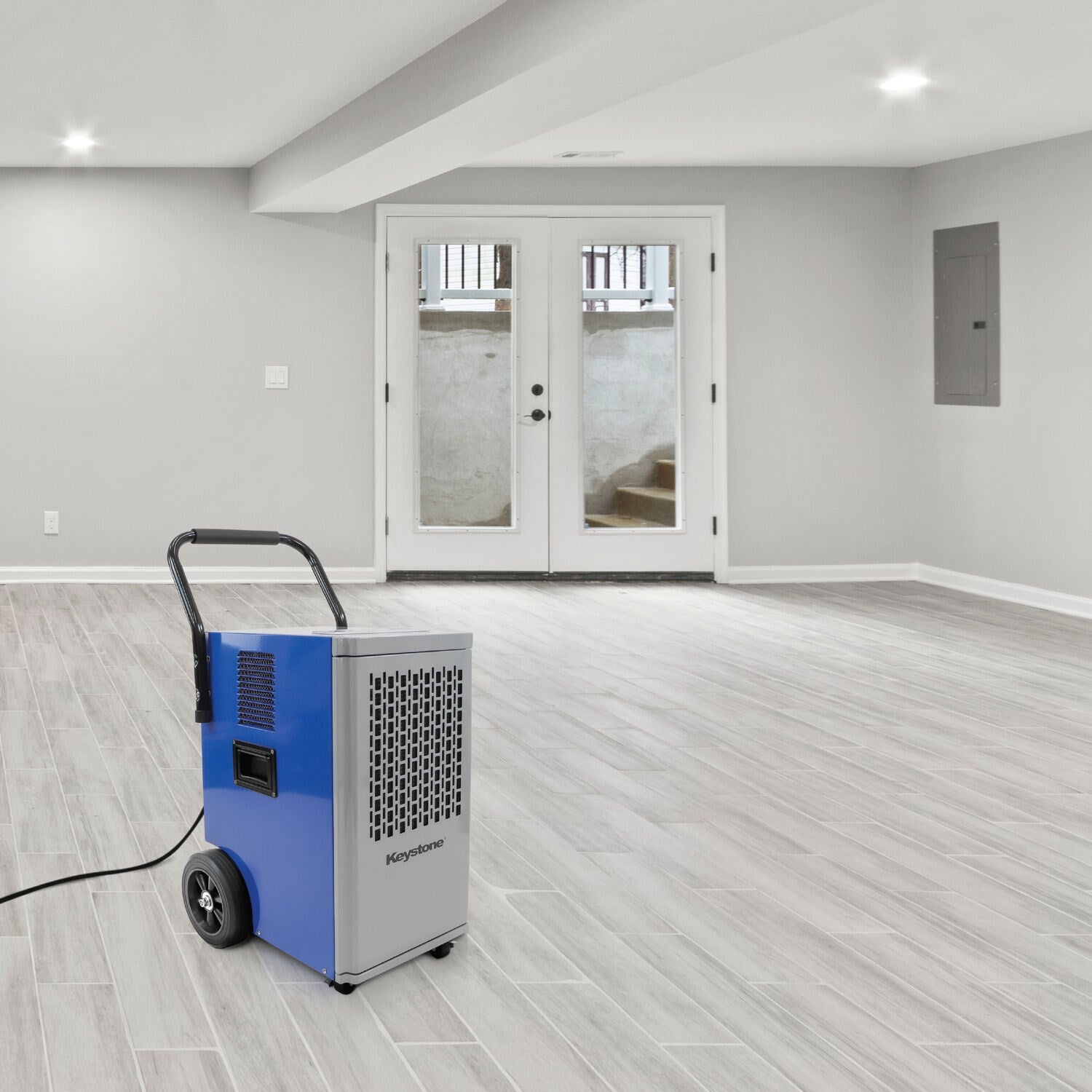 Keystone - 110 Pint Commercial Dehumidifier w/ Pump, 115V, R32 - KSTAD110PD Keystone - 110 Pint Commercial Dehumidifier w/ Pump, 115V, R32 - KSTAD110PD