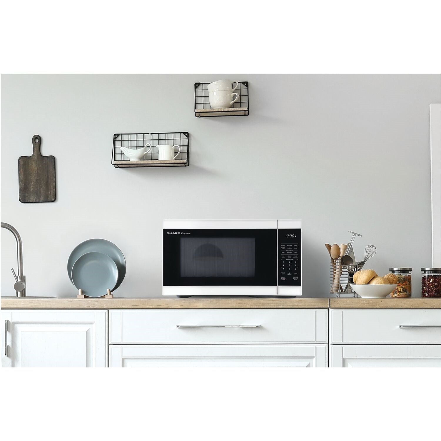 Sharp - 1.1 CF Countertop Microwave Oven - White Sharp - 1.1 CF Countertop Microwave Oven - White