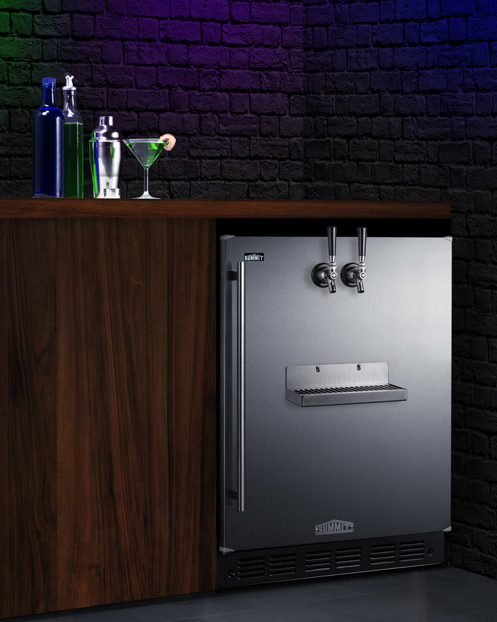 Summit - Built-in undercounter ADA height front tap kegerator for commercial or home use - SBC7BRSFRTPADA Summit - Built-in undercounter ADA height front tap kegerator for commercial or home use - SBC7BRSFRTPADA