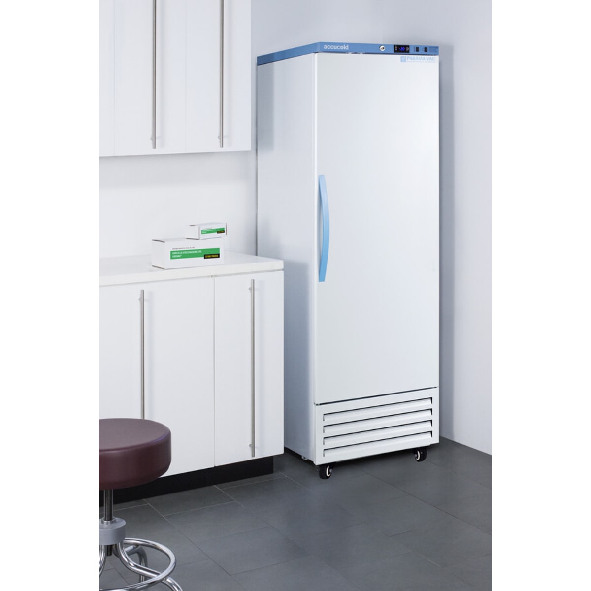 Summit - Performance Series upright frost-free Pharma-Vac all-freezer - AFS14PV Summit - Performance Series upright frost-free Pharma-Vac all-freezer - AFS14PV