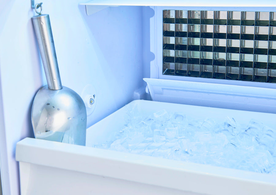 Summit - 18" wide outdoor clear icemaker - BIM182OSIF Summit - 18" wide outdoor clear icemaker - BIM182OSIF