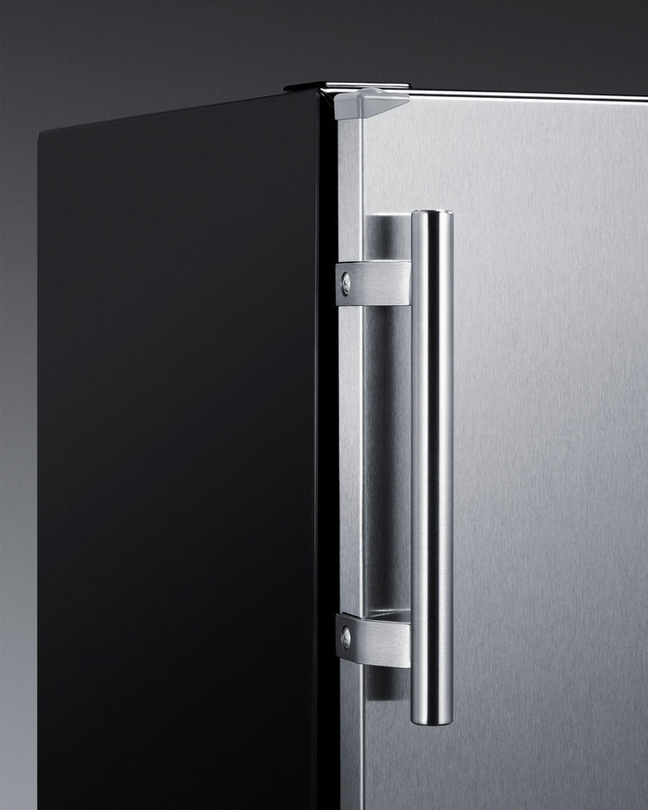 Summit - 24" wide undercounter European refrigerator-freezer - CT66BK2SSRS Summit - 24" wide undercounter European refrigerator-freezer - CT66BK2SSRS