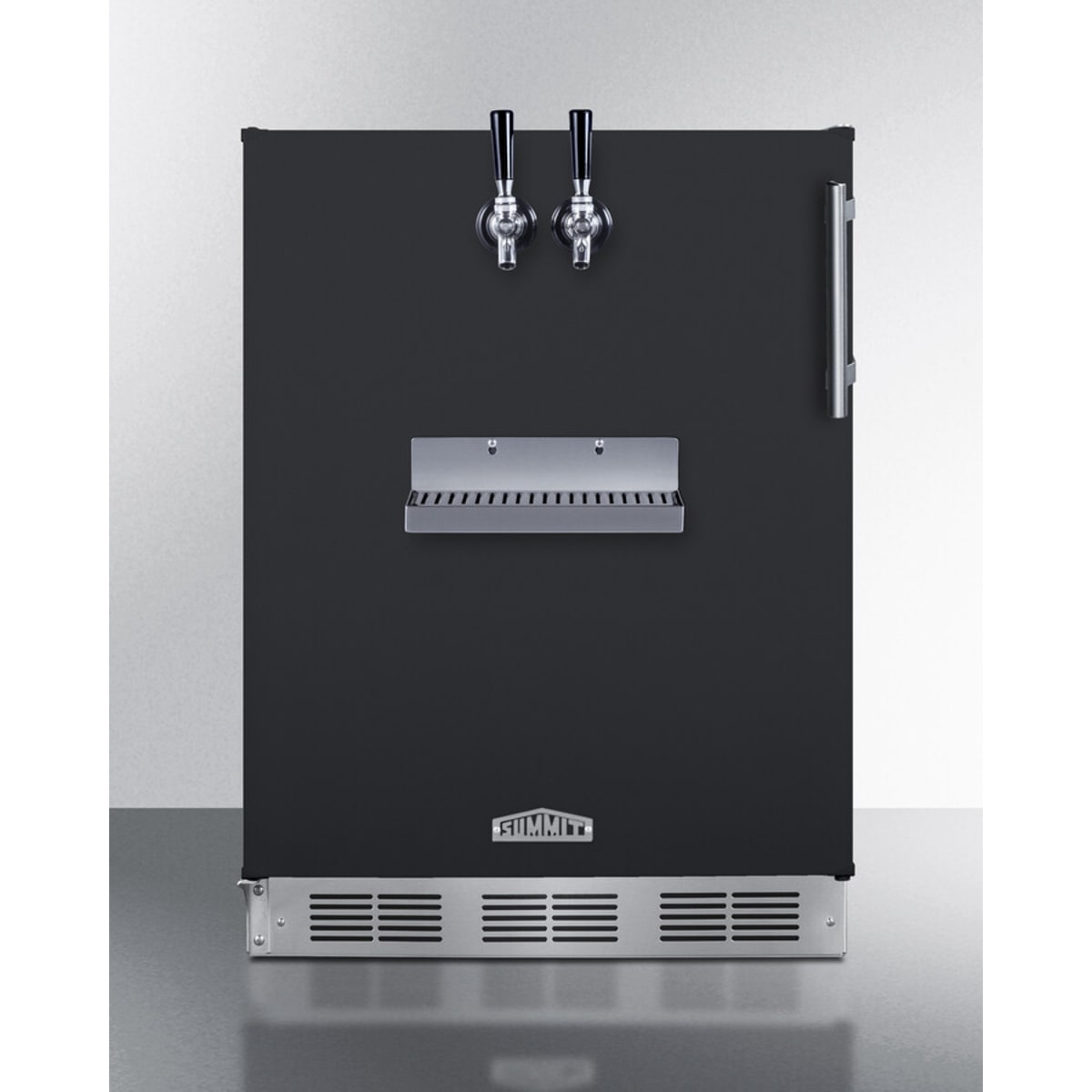 Summit - Built-in undercounter ADA height front tap coffee kegerator for commercial or home use - SBC58BFRTPCFADA Summit - Built-in undercounter ADA height front tap coffee kegerator for commercial or home use - SBC58BFRTPCFADA