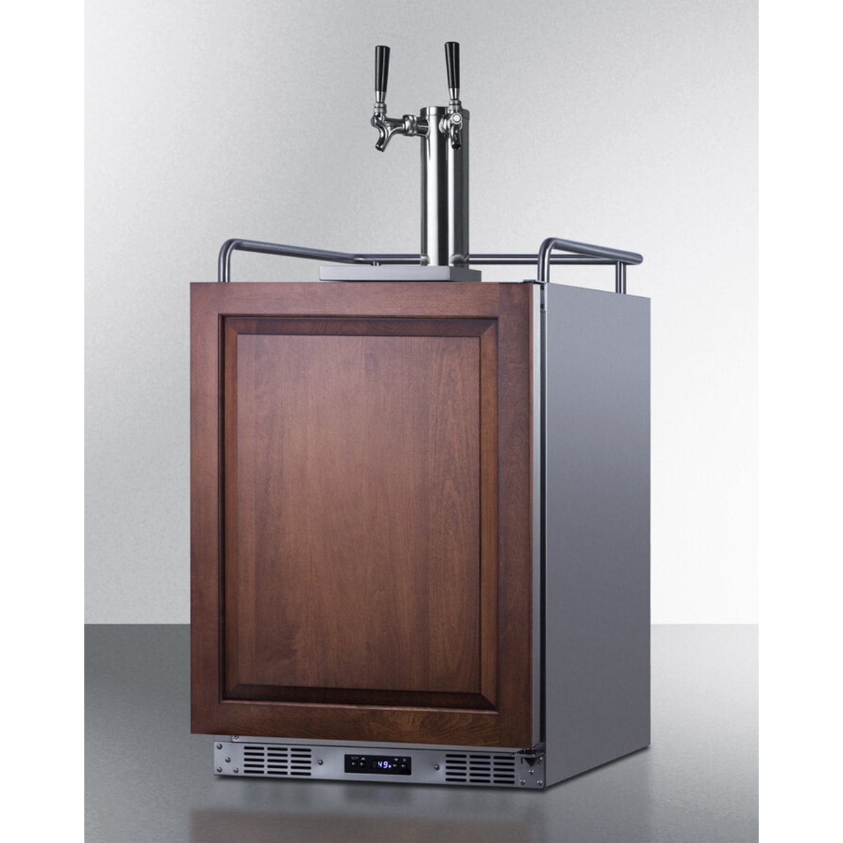 Summit - Built-in commercially approved dual tap cold brew kegerator in stainless steel with panel-ready door - SBC682PNRCFTWIN Summit - Built-in commercially approved dual tap cold brew kegerator in stainless steel with panel-ready door - SBC682PNRCFTWIN