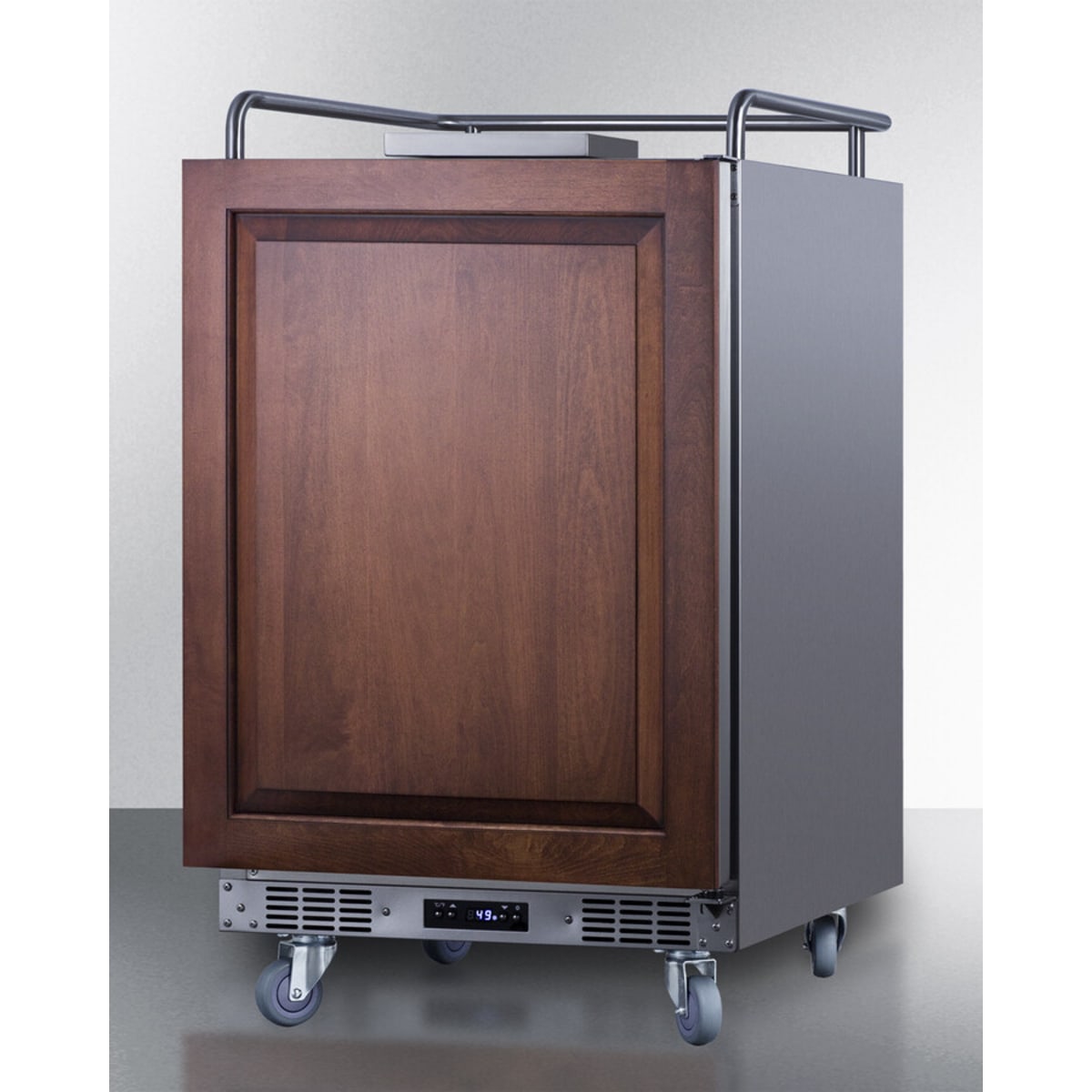 Summit - Built-in commercially approved kegerator with panel-ready door, no tap kit included - SBC682NKPNR Summit - Built-in commercially approved kegerator with panel-ready door, no tap kit included - SBC682NKPNR
