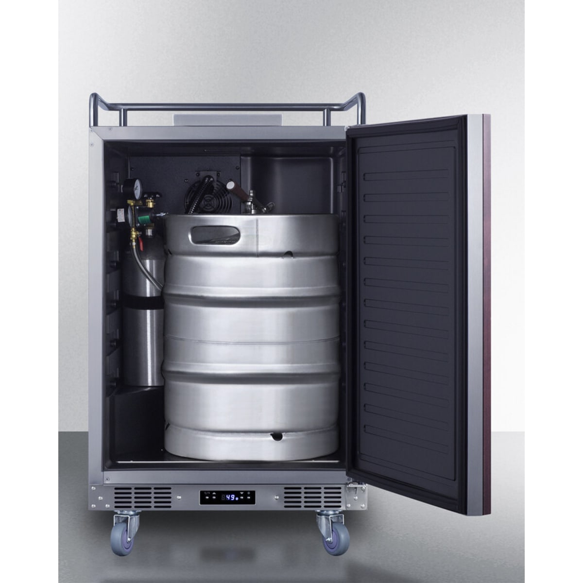 Summit - Built-in commercially approved kegerator with panel-ready door, no tap kit included - SBC682NKPNR Summit - Built-in commercially approved kegerator with panel-ready door, no tap kit included - SBC682NKPNR