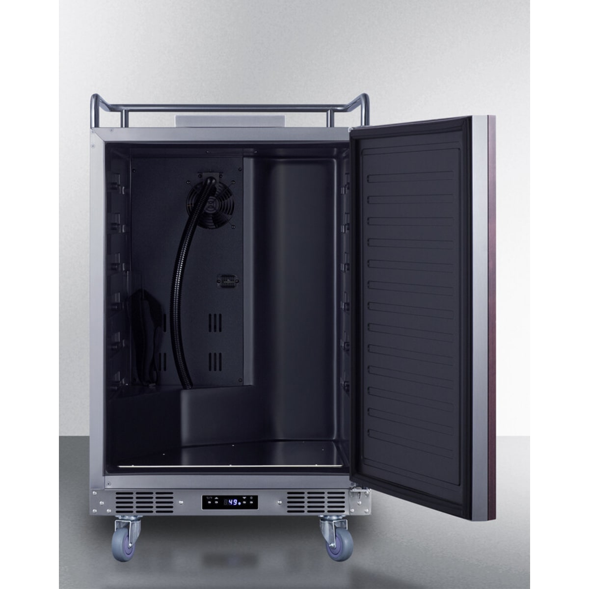 Summit - Built-in commercially approved kegerator with panel-ready door, no tap kit included - SBC682NKPNR Summit - Built-in commercially approved kegerator with panel-ready door, no tap kit included - SBC682NKPNR
