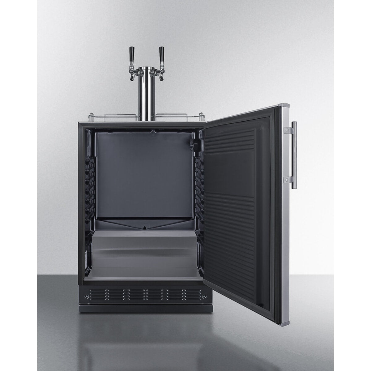 Summit - Commercial dual tap wine kegerator designed for built-in applications - SBC7BRSWK2 Summit - Commercial dual tap wine kegerator designed for built-in applications - SBC7BRSWK2