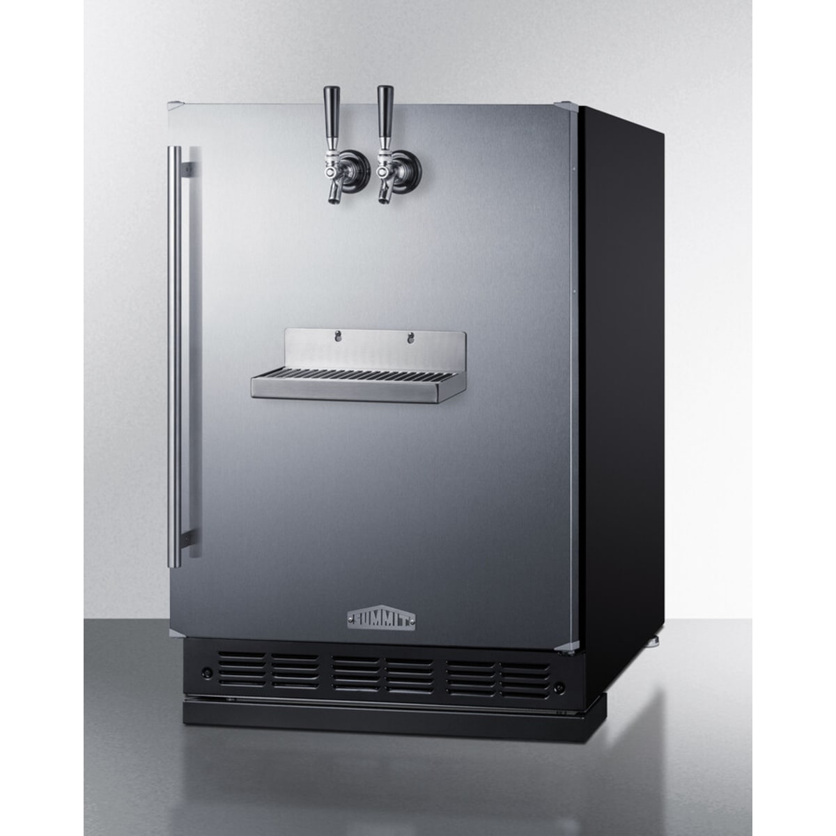 Summit - Built-in undercounter front tap coffee kegerator for commercial or home use - SBC7BRSFRTPCF Summit - Built-in undercounter front tap coffee kegerator for commercial or home use - SBC7BRSFRTPCF