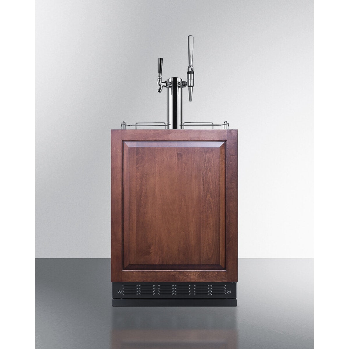 Summit - Commercial dual tap cold brew/nitro coffee kegerator designed for built-in applications - SBC7BRSIFCM2 Summit - Commercial dual tap cold brew/nitro coffee kegerator designed for built-in applications - SBC7BRSIFCM2
