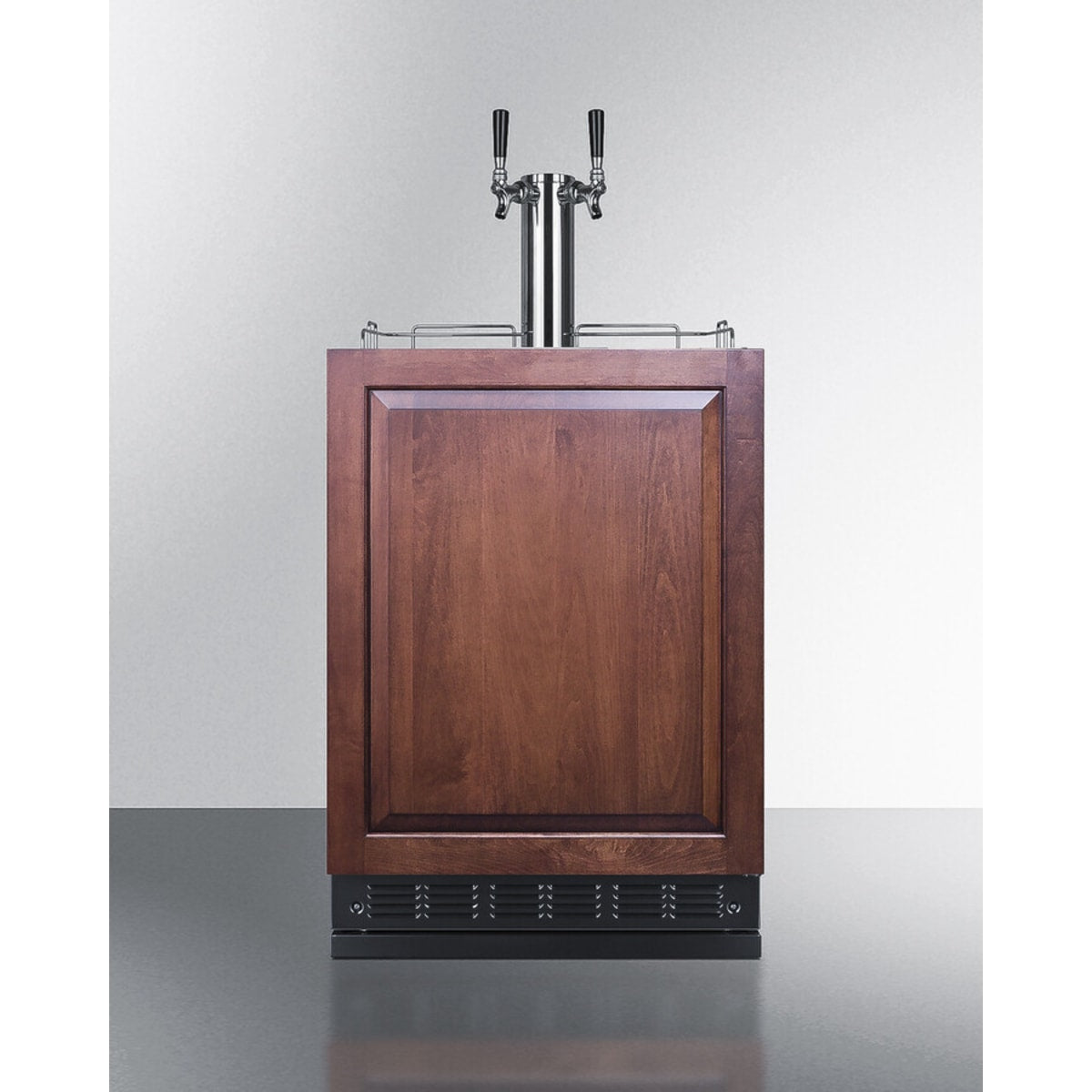Summit - Commercial dual tap wine kegerator designed for built-in applications - SBC7BRSIFWK2 Summit - Commercial dual tap wine kegerator designed for built-in applications - SBC7BRSIFWK2