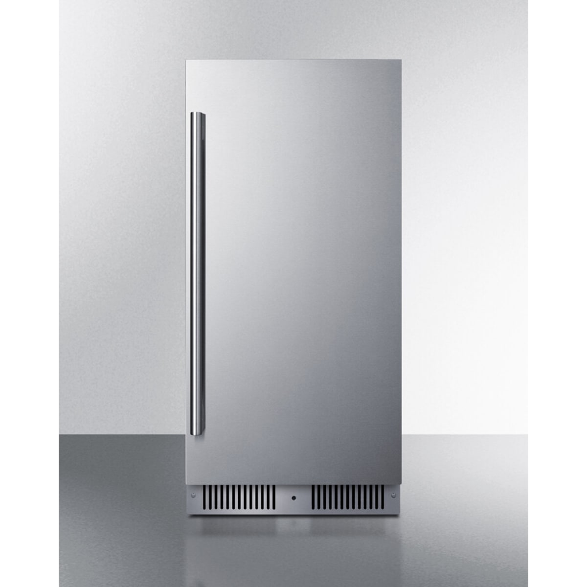 Summit - Shallow 18" deep 15" wide undercounter refrigerator - SDHR1534 Summit - Shallow 18" deep 15" wide undercounter refrigerator - SDHR1534