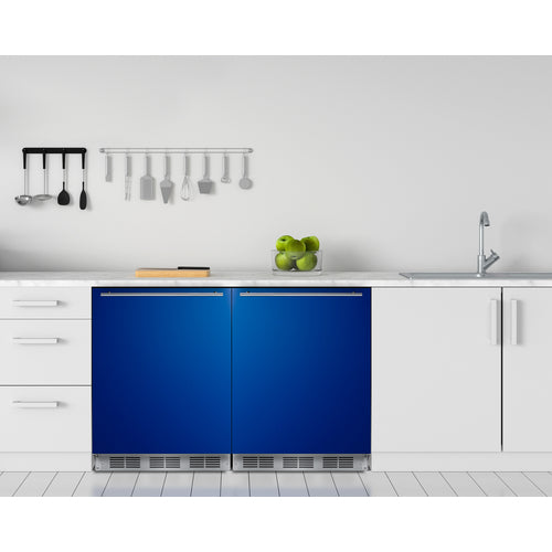 Summit - 24" Wide Refrigerator-Freezer Summit - 24" Wide Refrigerator-Freezer