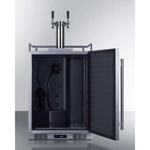 Summit - Outdoor/indoor built-in kegerator with dual tap kit to serve both beer and wine - SBC683OSTWINBW Summit - Outdoor/indoor built-in kegerator with dual tap kit to serve both beer and wine - SBC683OSTWINBW