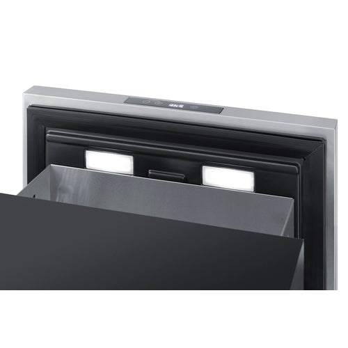 Summit - 18" Wide Built-In Wine/Beverage Cooler Drawer Summit - 18" Wide Built-In Wine/Beverage Cooler Drawer