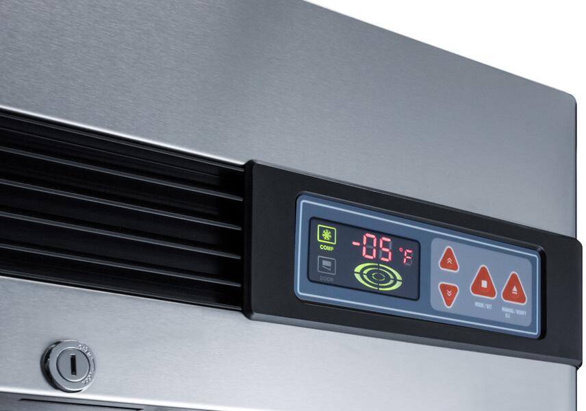 Summit Commercial - 23 Cu.Ft. Reach-In All-Freezer Summit Commercial - 23 Cu.Ft. Reach-In All-Freezer