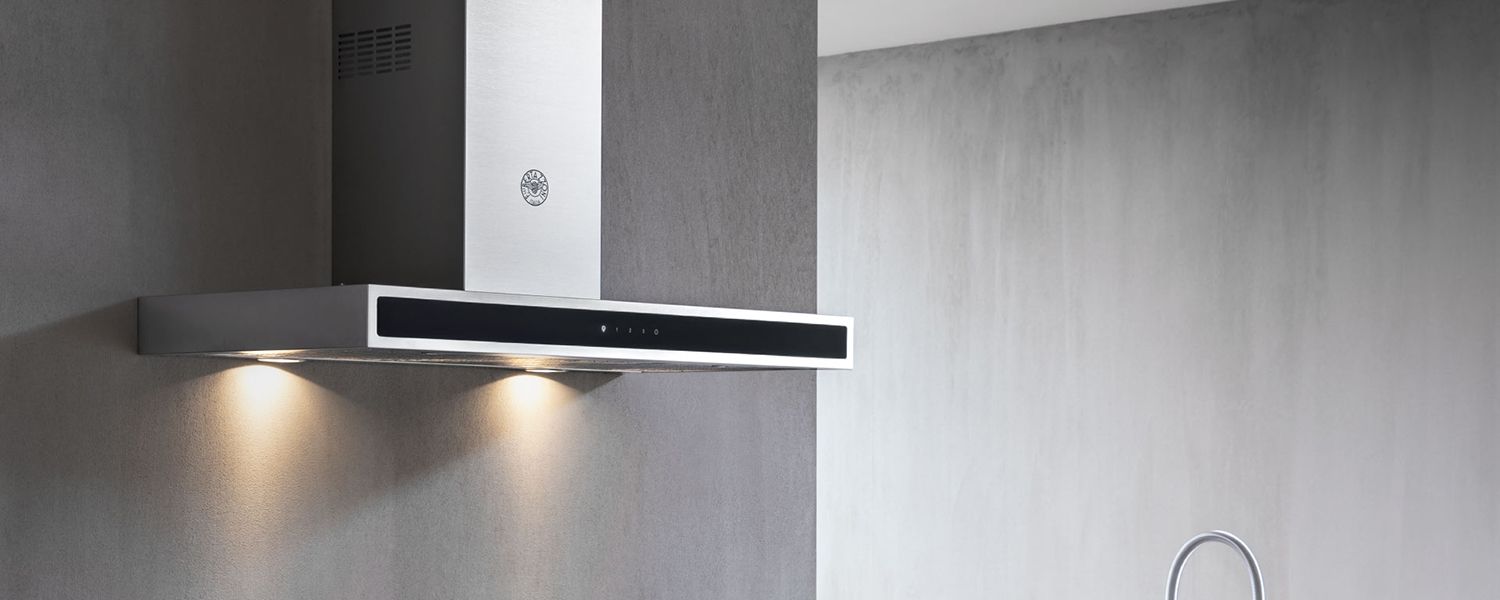 Bertazzoni | 30" Wallmount hood - Glass front - 1 motor - 600 CFM | KG30X Bertazzoni | 30" Wallmount hood - Glass front - 1 motor - 600 CFM | KG30X