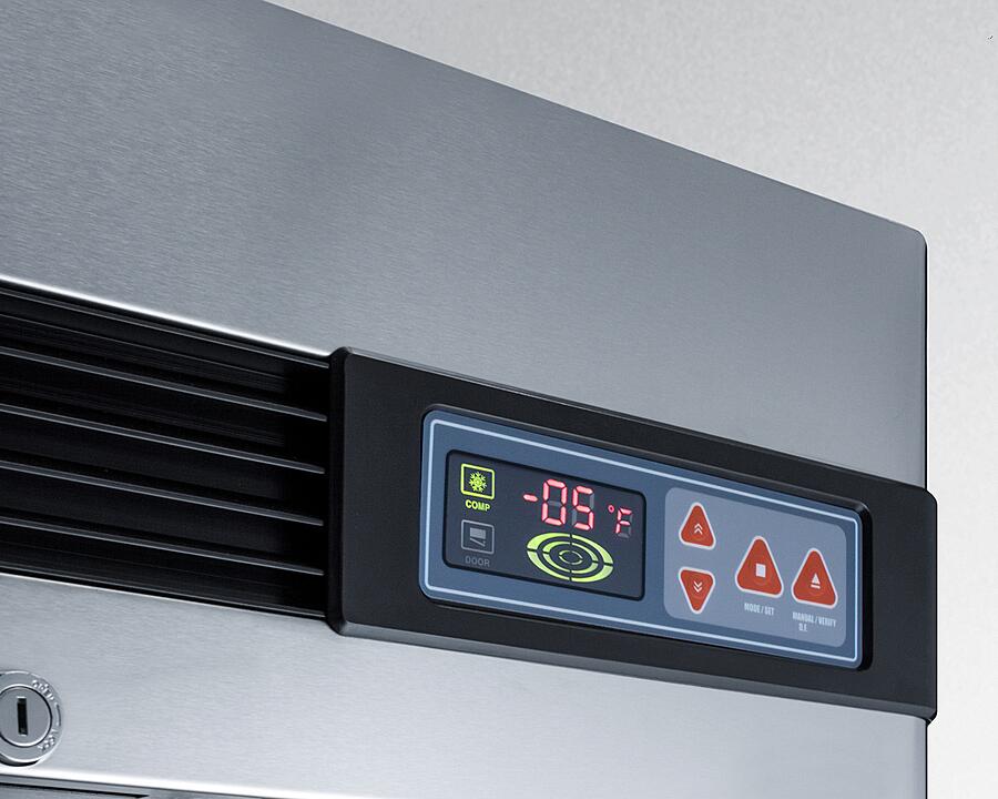 Summit Commercial - 23 Cu.Ft. Reach-In All-Freezer Summit Commercial - 23 Cu.Ft. Reach-In All-Freezer
