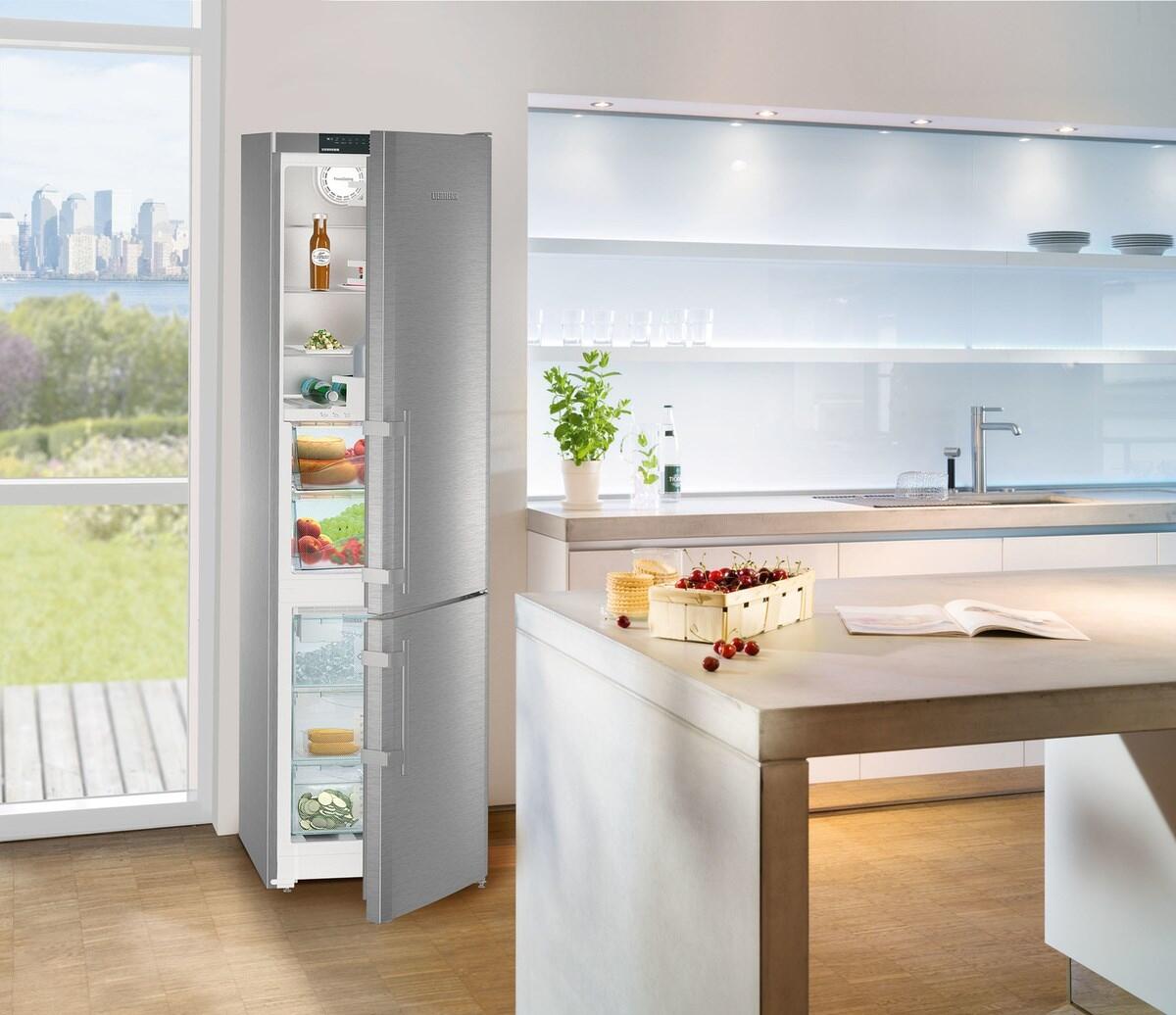 Liebherr - Fridge-freezer with BioFresh and NoFrost- Right Hinged Doors | CBS 1360 Liebherr - Fridge-freezer with BioFresh and NoFrost- Right Hinged Doors | CBS 1360