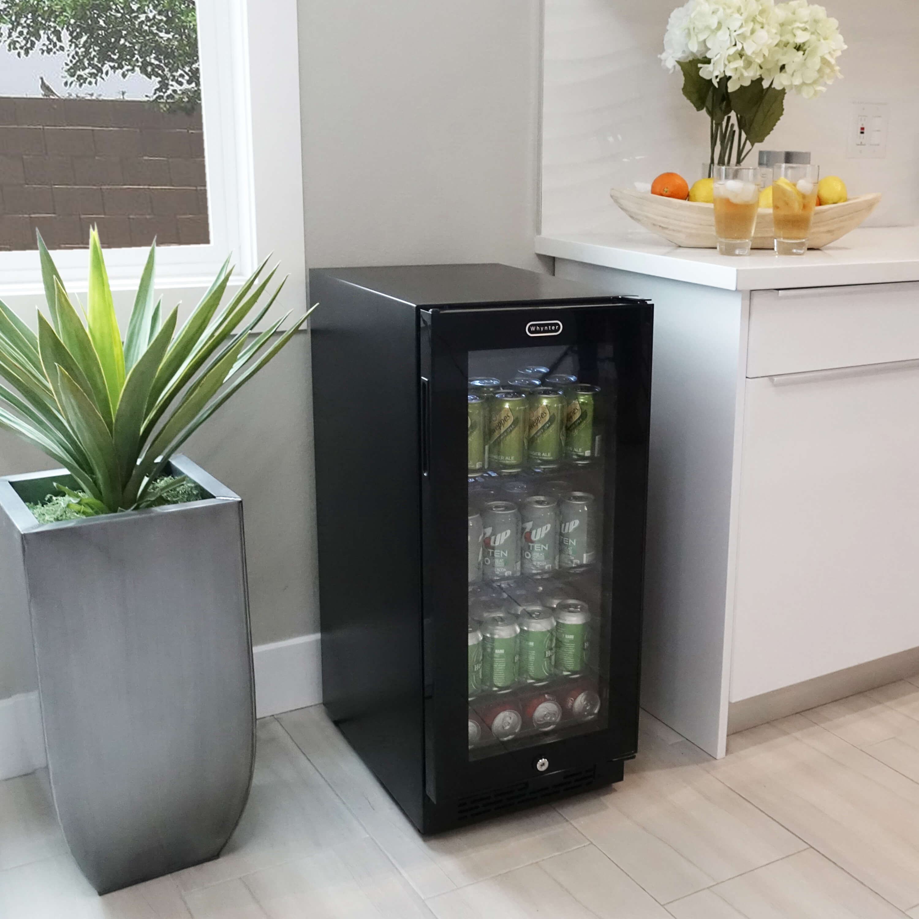 Whynter - Built-in Black Glass 80-can capacity 3.4 cu ft. Beverage Refrigerator | BBR-801BG Whynter - Built-in Black Glass 80-can capacity 3.4 cu ft. Beverage Refrigerator | BBR-801BG