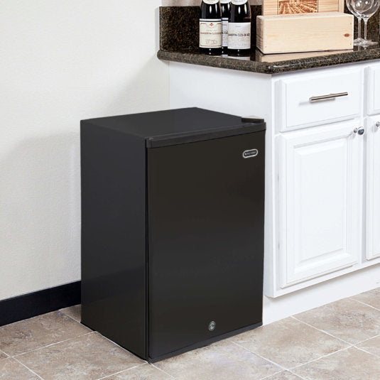 Whynter - 3.0 cu. ft. Energy Star Upright Freezer with Lock - Black | CUF-301BK Whynter - 3.0 cu. ft. Energy Star Upright Freezer with Lock - Black | CUF-301BK