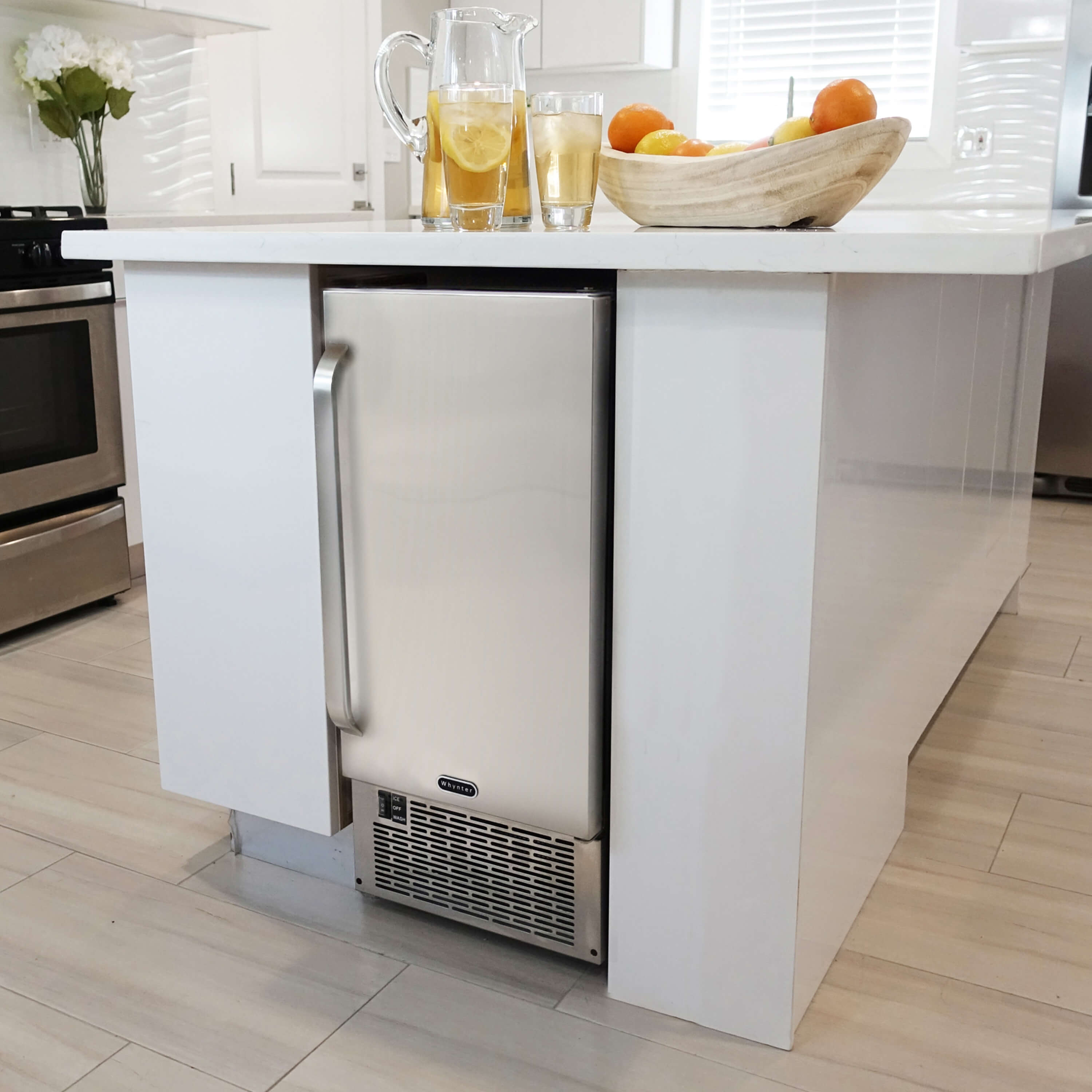 Whynter - Built-In/ Freestanding Ice Maker - 50lb capacity Clear Ice Cube | UIM-502SS Whynter - Built-In/ Freestanding Ice Maker - 50lb capacity Clear Ice Cube | UIM-502SS