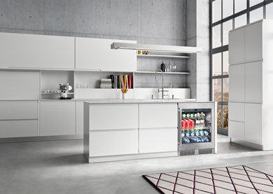 Liebherr - 24 Inch Wide 3.7 Cu. Ft. Built-In Wine and Beverage Cooler with LED Lighting | RU 510 Liebherr - 24 Inch Wide 3.7 Cu. Ft. Built-In Wine and Beverage Cooler with LED Lighting | RU 510
