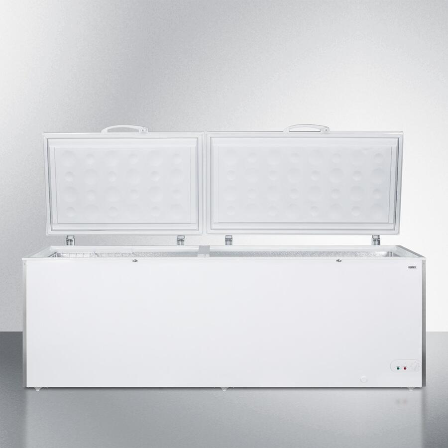 Summit Commercial - 27 Cu.Ft. Chest Freezer Summit Commercial - 27 Cu.Ft. Chest Freezer