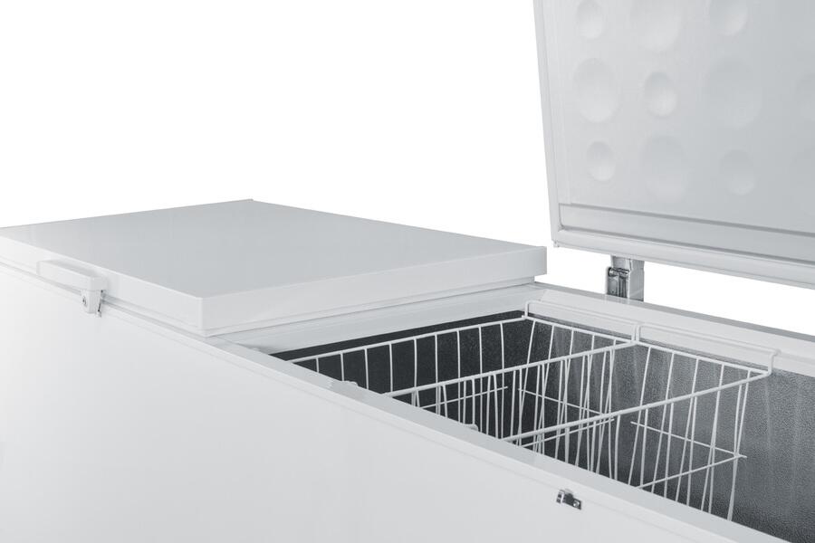 Summit Commercial - 27 Cu.Ft. Chest Freezer Summit Commercial - 27 Cu.Ft. Chest Freezer