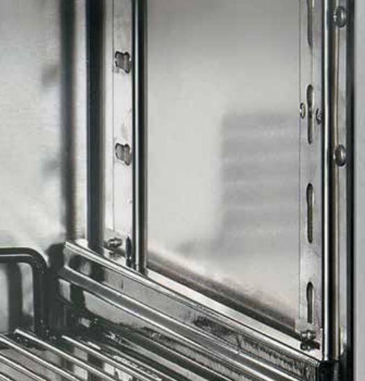 Perlick - 15" Signature Series Outdoor Beverage Center with fully integrated panel-ready solid door, with lock - HP15BO Perlick - 15" Signature Series Outdoor Beverage Center with fully integrated panel-ready solid door, with lock - HP15BO