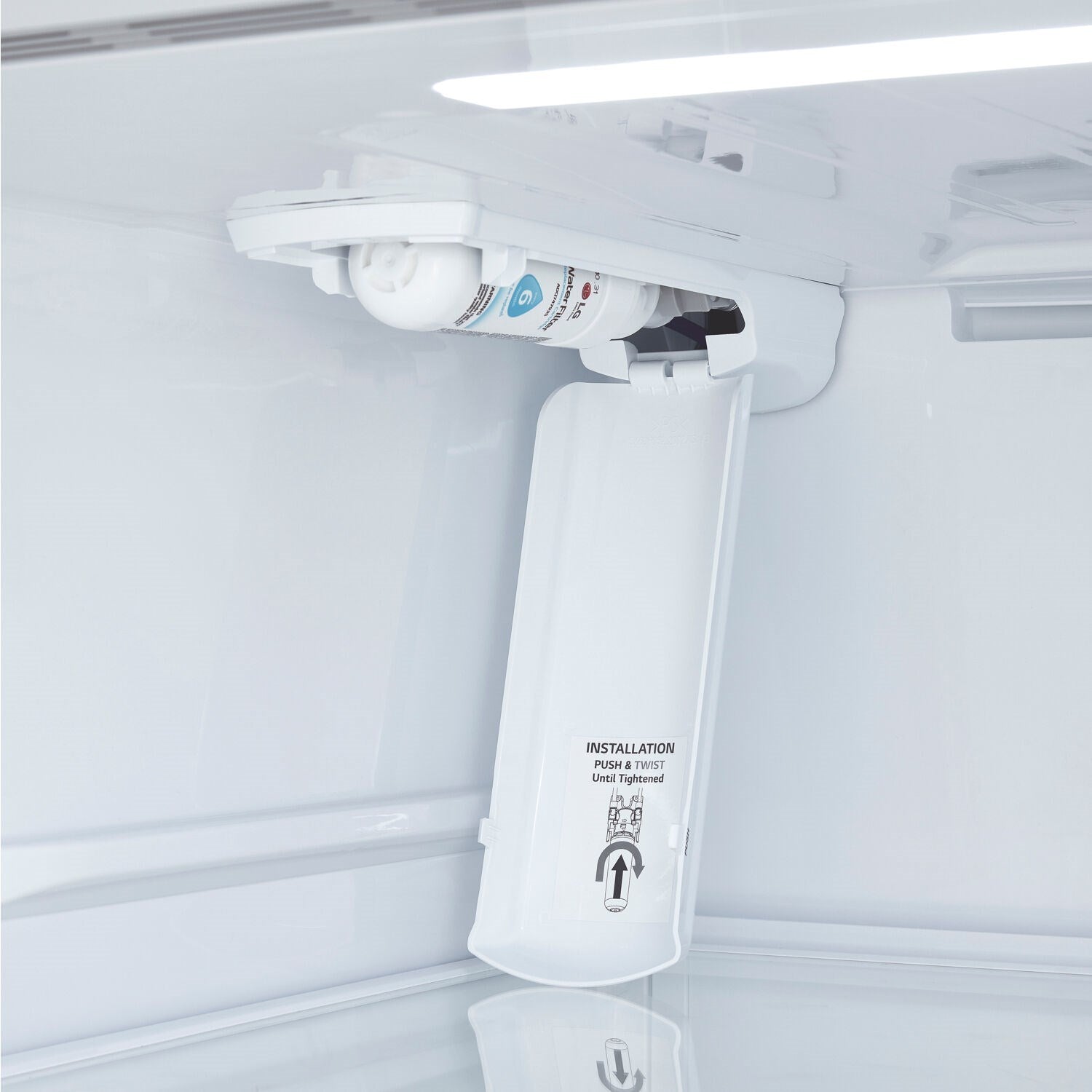 LG - 29 CF 3-Door Refrigerator, Water Only Dispenser, Stainless Look LG - 29 CF 3-Door Refrigerator, Water Only Dispenser, Stainless Look