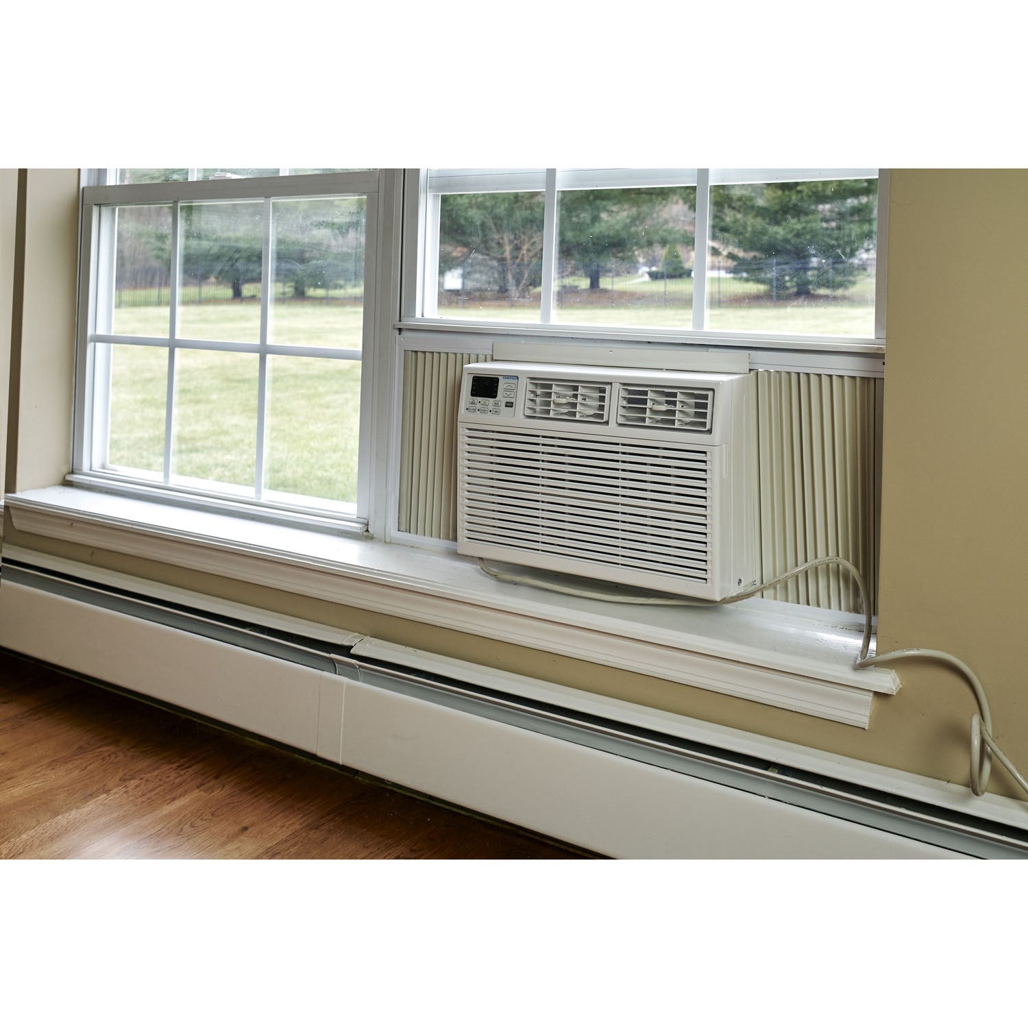Emerson Quiet - 8000 BTU Window Air Conditioner with Electronic Controls | EARC8RE1 Emerson Quiet - 8000 BTU Window Air Conditioner with Electronic Controls | EARC8RE1