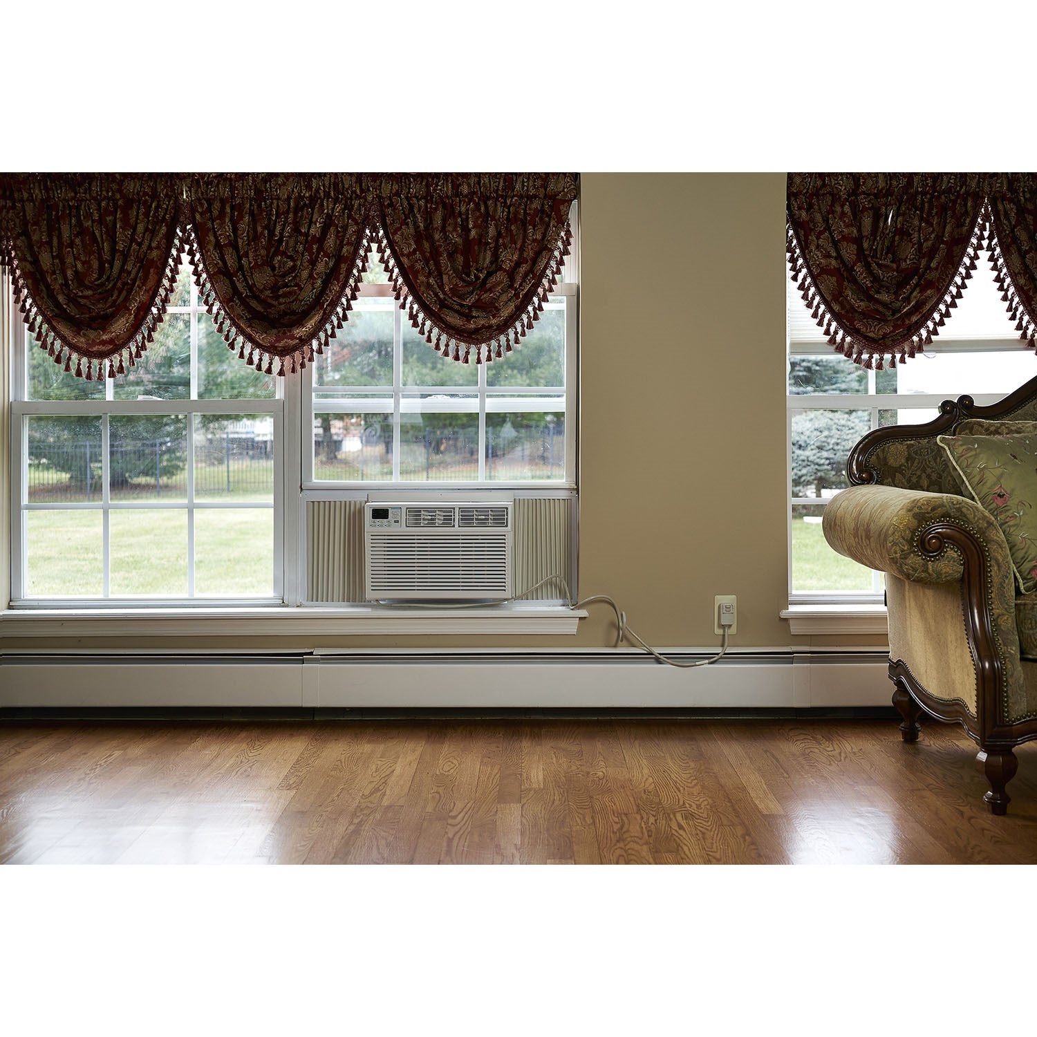 Emerson Quiet - 8,000 BTU Window Air Conditioner, Wifi Controls | EARC8RSE1 Emerson Quiet - 8,000 BTU Window Air Conditioner, Wifi Controls | EARC8RSE1