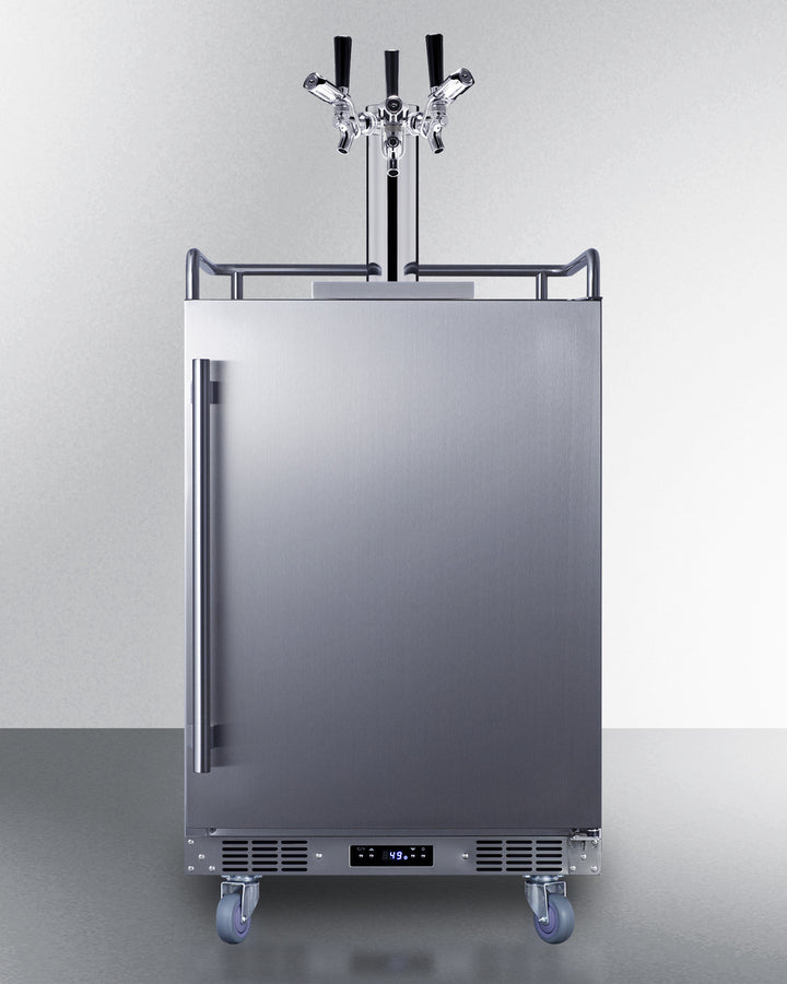 Summit Commercial - 24" Wide Built-In Outdoor Beer Kegerator Summit Commercial - 24" Wide Built-In Outdoor Beer Kegerator