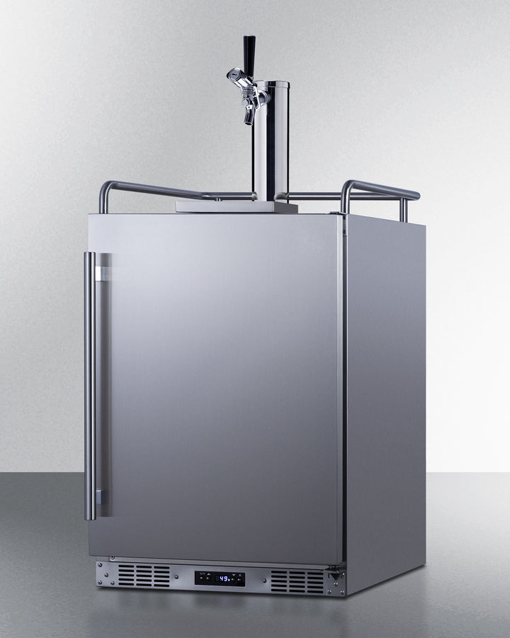 Summit Commercial - 24" Wide Built-In Outdoor Beer Kegerator Summit Commercial - 24" Wide Built-In Outdoor Beer Kegerator