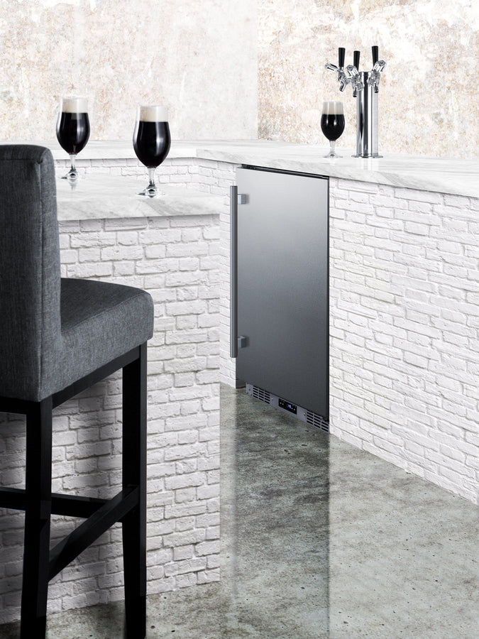 Summit Commercial - 24" Wide Built-In Outdoor Beer Kegerator Summit Commercial - 24" Wide Built-In Outdoor Beer Kegerator