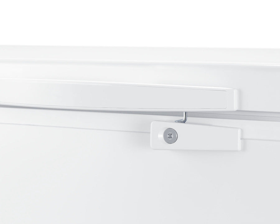 Summit - 6.7 Cu.Ft. Chest Freezer, -35ºC | VLT74 Summit - 6.7 Cu.Ft. Chest Freezer, -35ºC | VLT74
