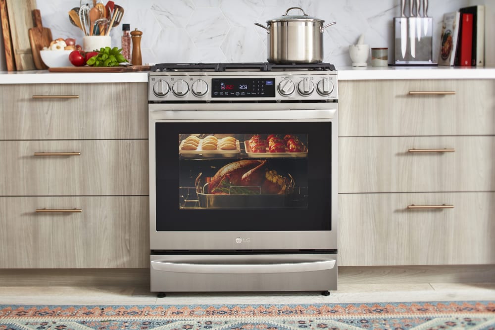 LG 6.3 CF Gas Single Oven Slide-In Range, Instaview, Air Fry, Air SousVide - Stainless LSGL6337F LG 6.3 CF Gas Single Oven Slide-In Range, Instaview, Air Fry, Air SousVide - Stainless LSGL6337F