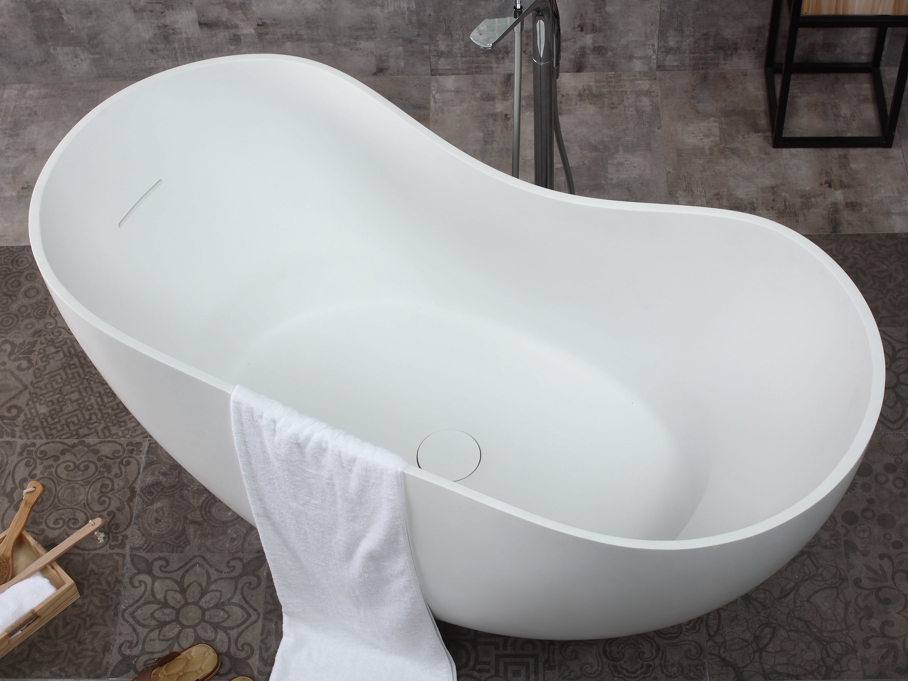 ALFI Brand - 66" White Solid Surface Smooth Resin Soaking Bathtub | AB9949 ALFI Brand - 66" White Solid Surface Smooth Resin Soaking Bathtub | AB9949