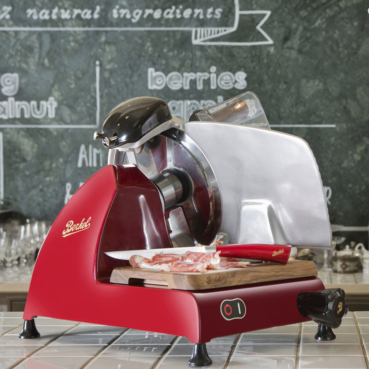 Berkel - Red Line 250 115 W Red, Black, White Electric Food Slicer | RSEGM0U000000 Berkel - Red Line 250 115 W Red, Black, White Electric Food Slicer | RSEGM0U000000
