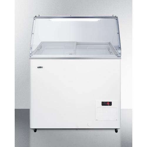 Summit Commercial Chest Freezers Commercial 30" 7.2 cu.ft. White Chest Freezer with Lock Summit Commercial Chest Freezers Commercial 30" 7.2 cu.ft. White Chest Freezer with Lock