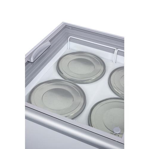 Summit Commercial Chest Freezers Commercial 30" 7.2 cu.ft. White Chest Freezer with Lock