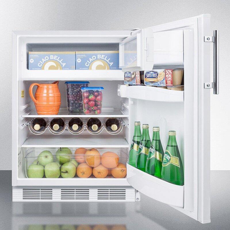 Summit Refrigerator-Freezer Summit Freestanding Counter Height Refrigerator-freezer for Residential Use, Cycle Defrost With Deluxe Interior and White Finish Summit Refrigerator-Freezer Summit Freestanding Counter Height Refrigerator-freezer for Residential Use, Cycle Defrost With Deluxe Interior and White Finish