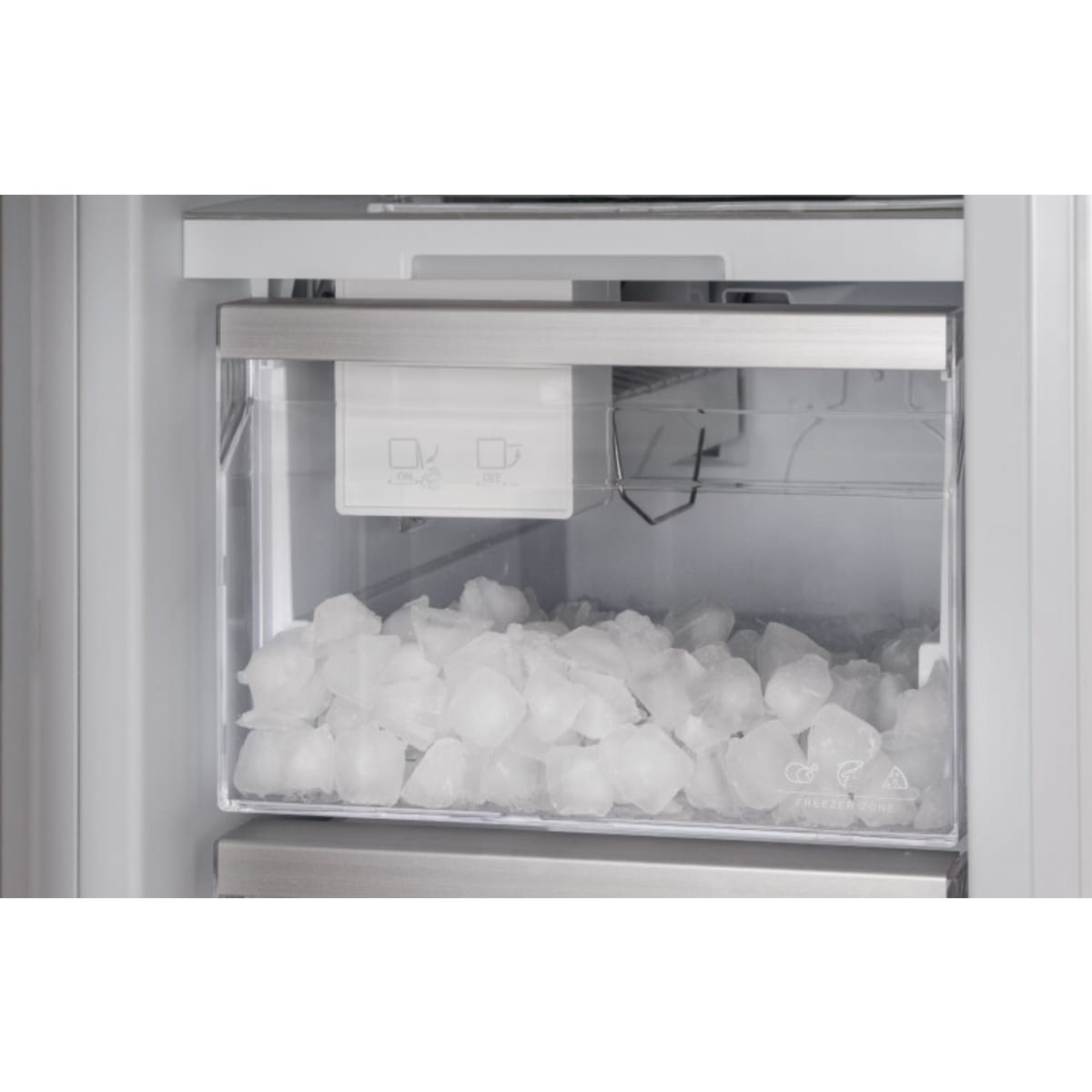 Bertazzoni - Professional Series 24" Built-in Freezer Column with Ice Maker, Reversible Door - REF24FCBIPNV
