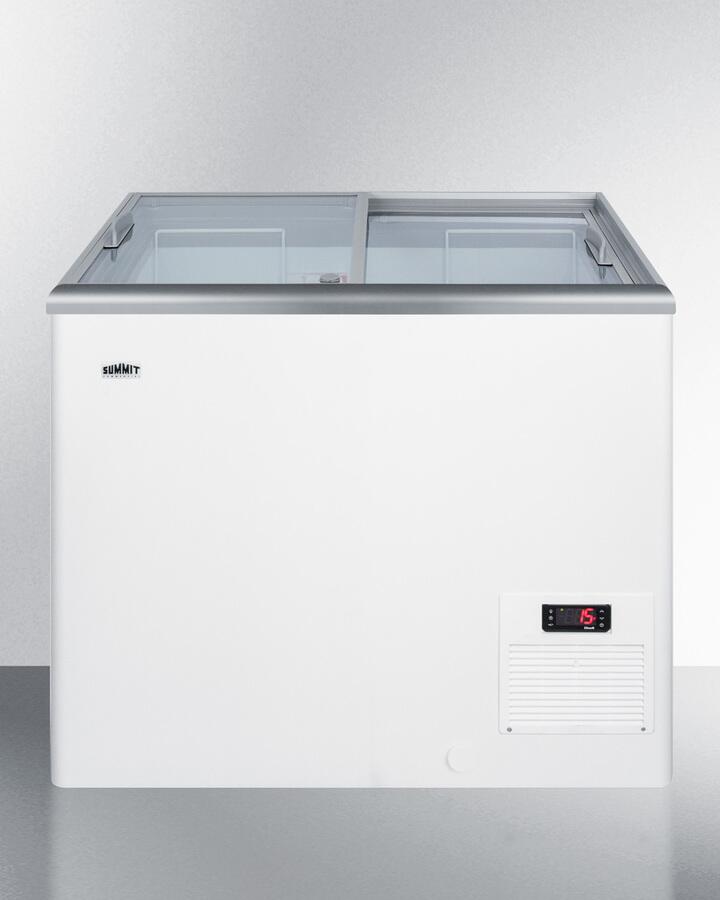 Summit - Commercial 30" 7.2 cu.ft. White Chest Freezer with Lock | [NOVA22]